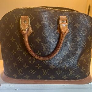 ✅Authentic 🔐 Lock + Alma PM LOUIS VUITTON